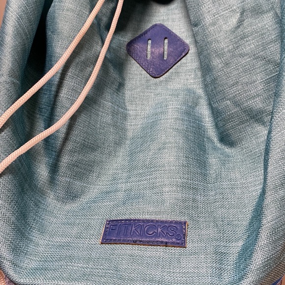 Backpack - Picture 3 of 6